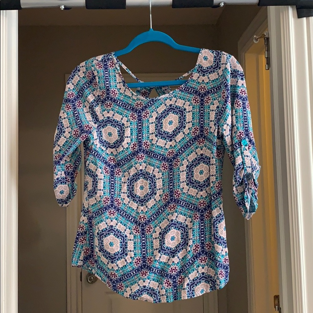 Cute top!